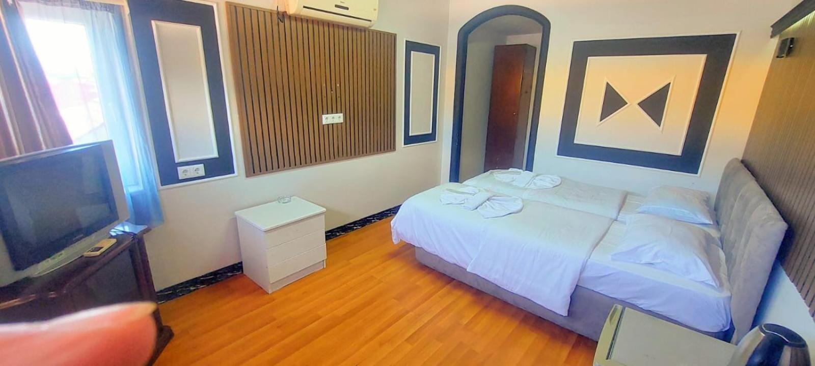Metrepol Hotel Batumi Exterior photo