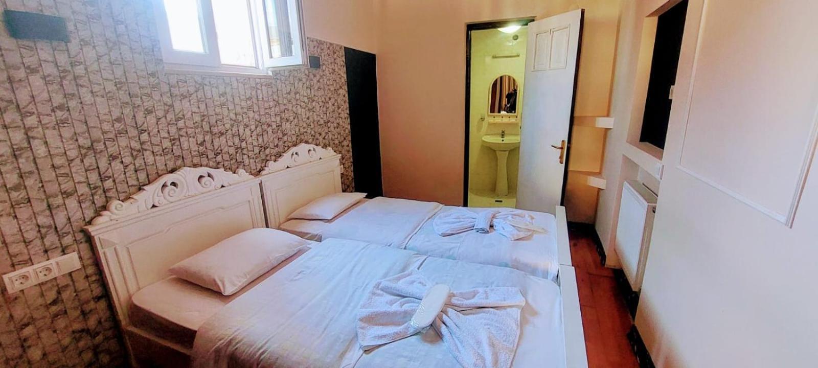 Metrepol Hotel Batumi Exterior photo