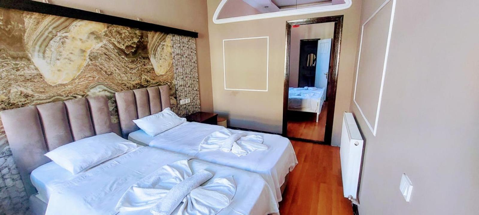Metrepol Hotel Batumi Exterior photo